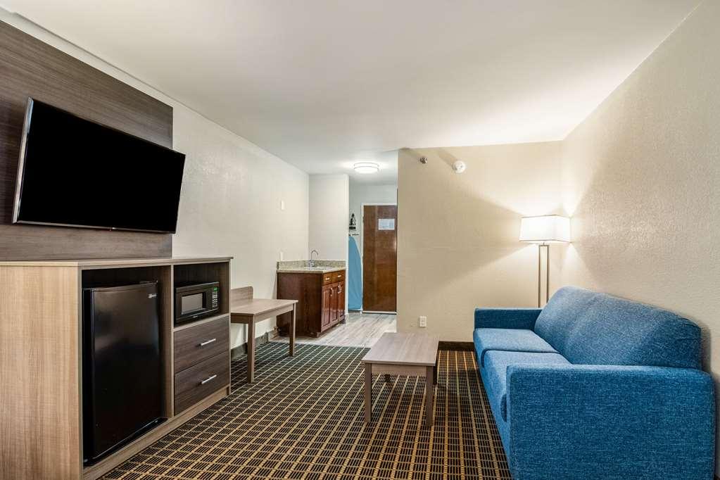 Clarion Pointe South Boston - Danville East Rom bilde